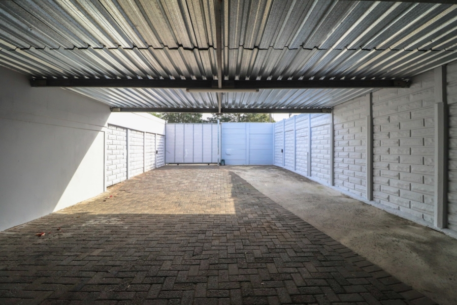 3 Bedroom Property for Sale in Baysville Eastern Cape